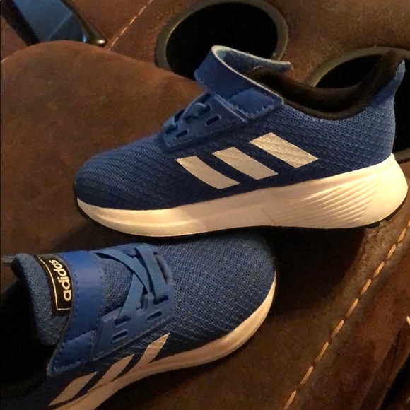 Adidas - Picture 3 of 3